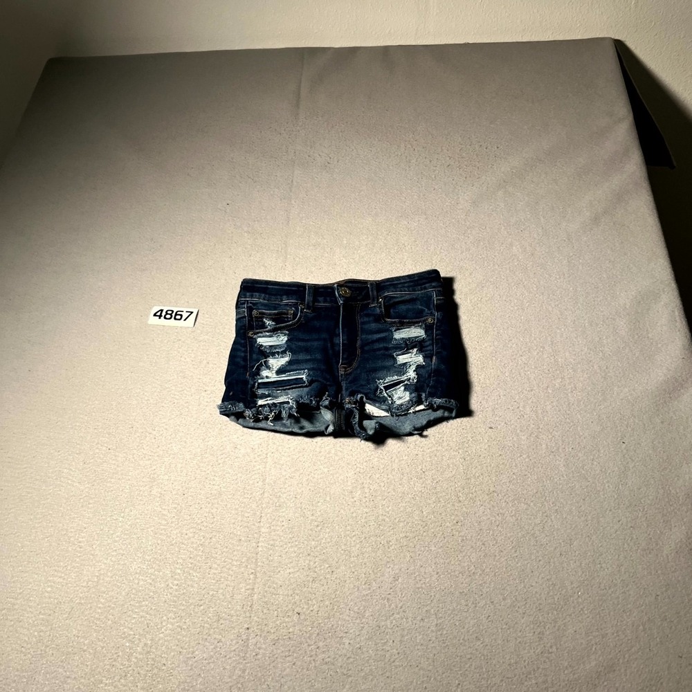 American Eagle Outfitters Mom Shorts Women 2 Denim Next Level Stretch Distressed